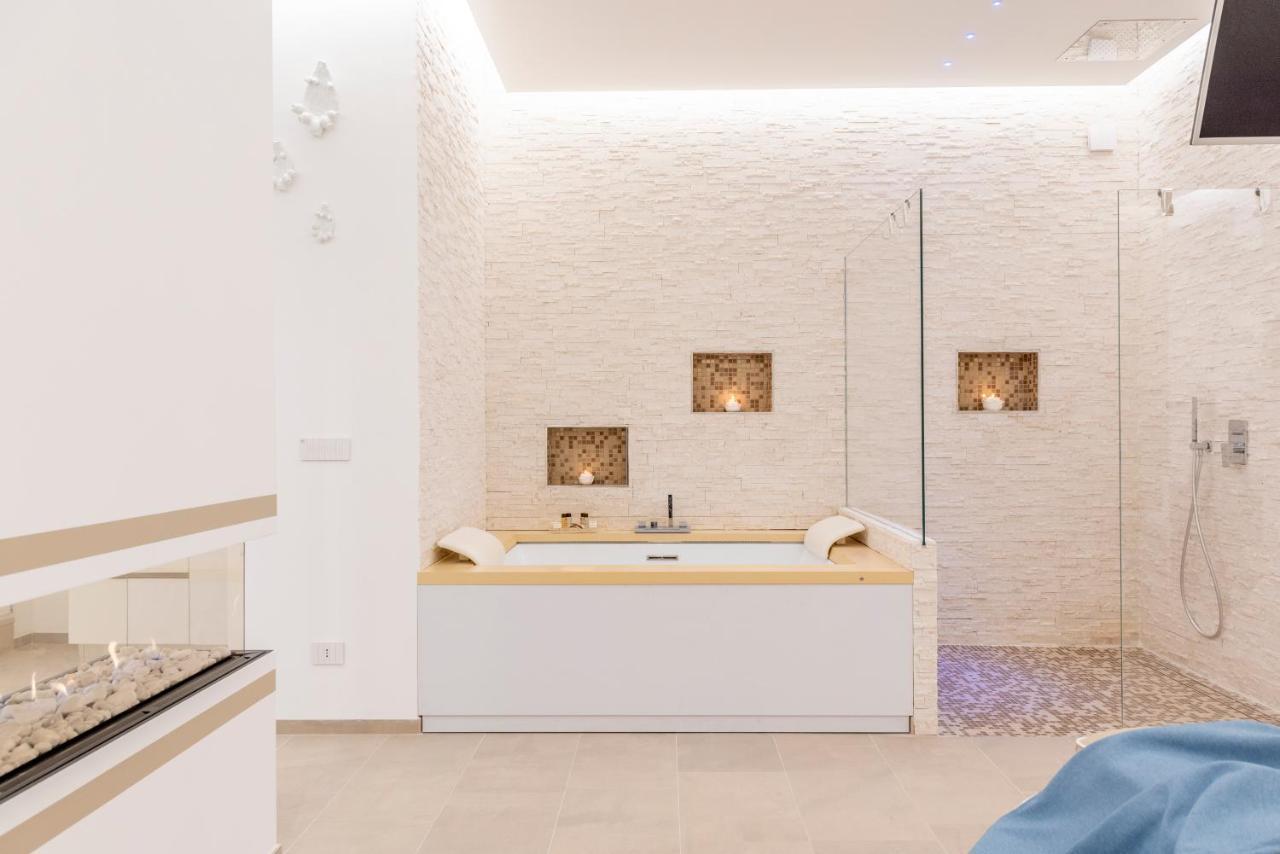 Romantic Suite Monopoli Εξωτερικό φωτογραφία