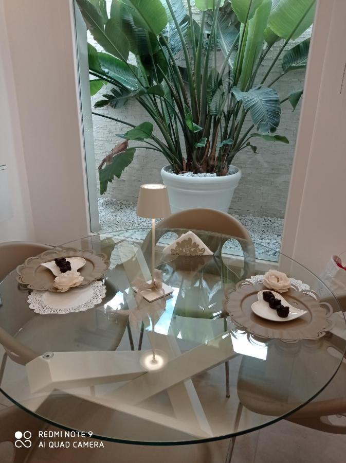 Romantic Suite Monopoli Εξωτερικό φωτογραφία