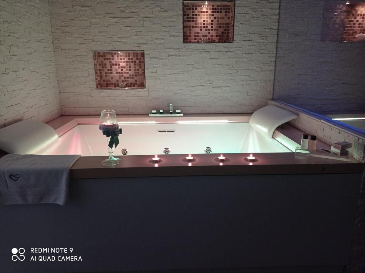 Romantic Suite Monopoli Εξωτερικό φωτογραφία